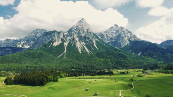 Vorschaubild für Zugspitze